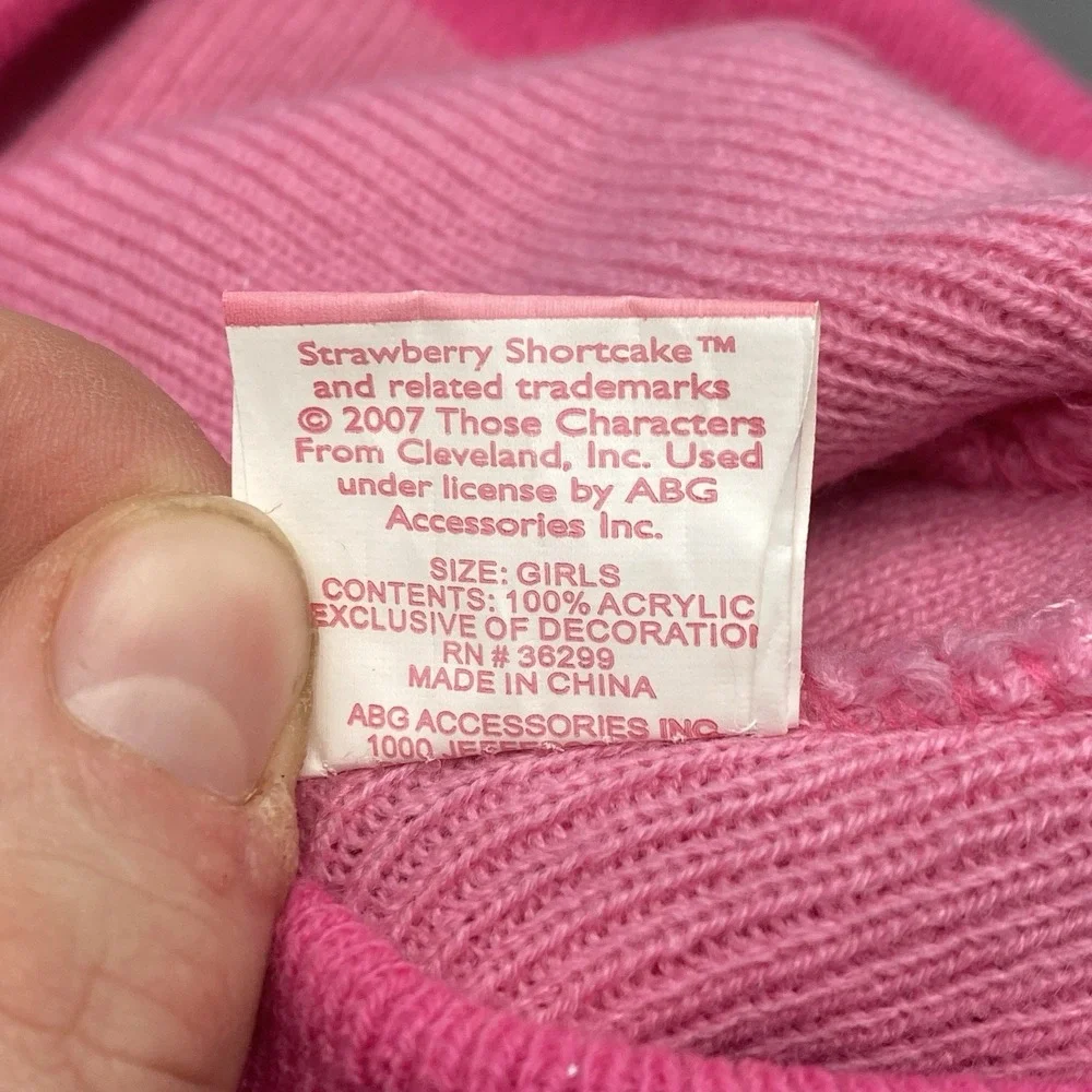 VTG Strawberry Shortcake Beanie 2007 Knit Child Hat Vintage